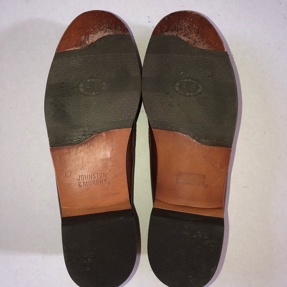 Johnston and Murphy Slip on Loafers SZ 12 Brown.